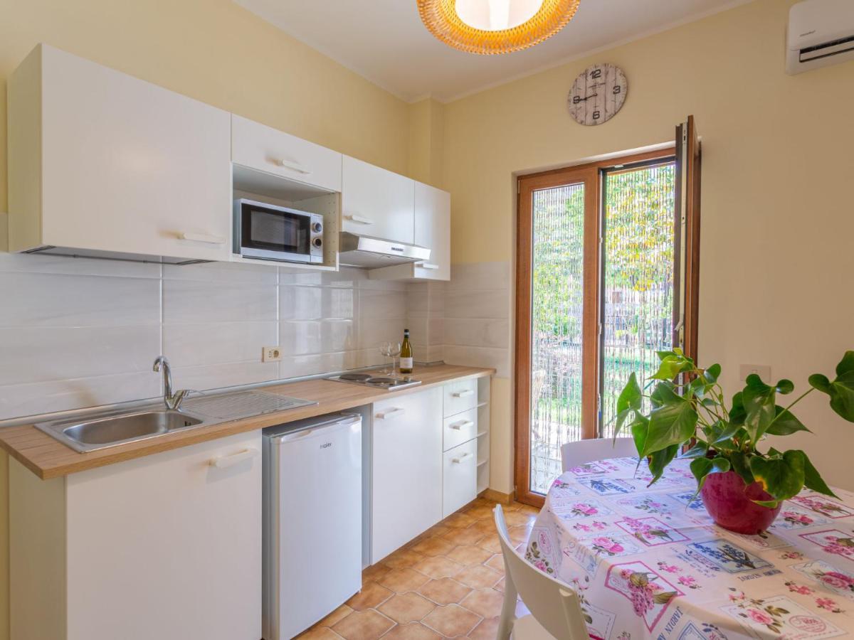 Apartment Mare Blu-1 By Interhome Francavilla Al Mare Extérieur photo